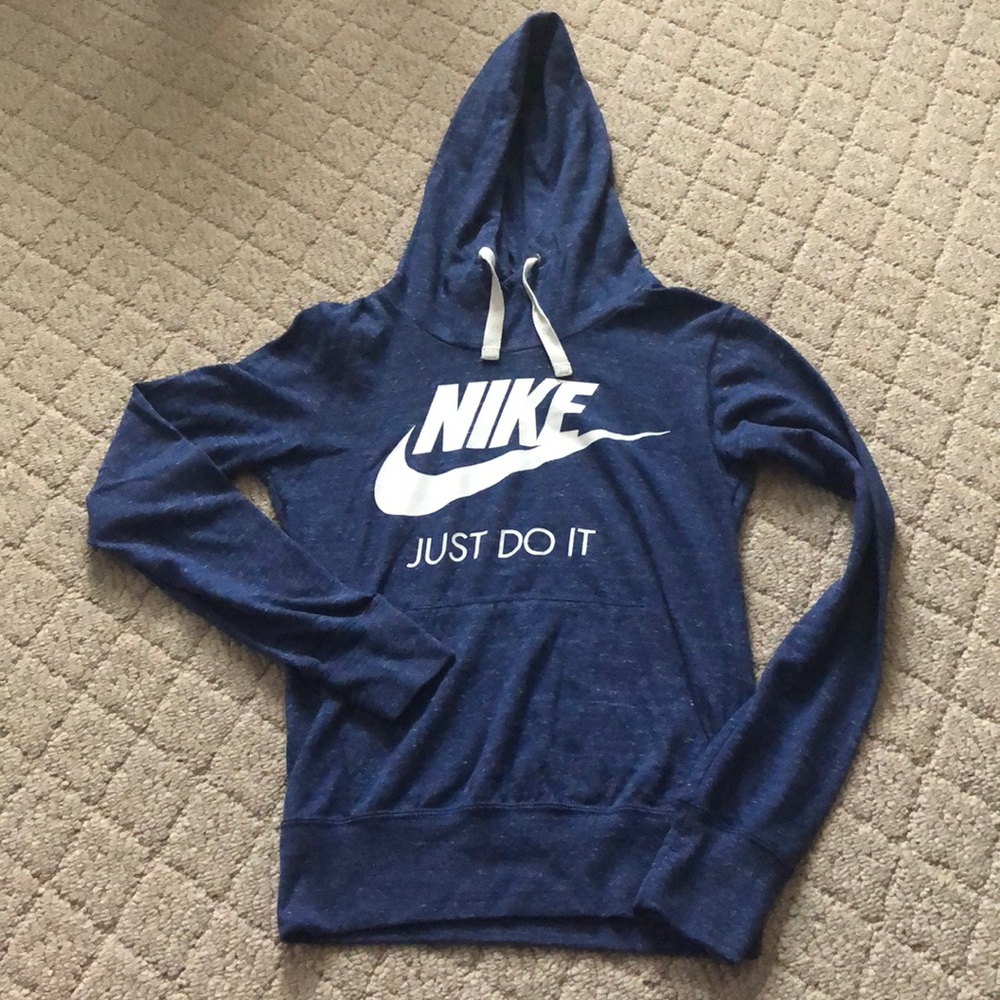 Nike thin hoodie Xs